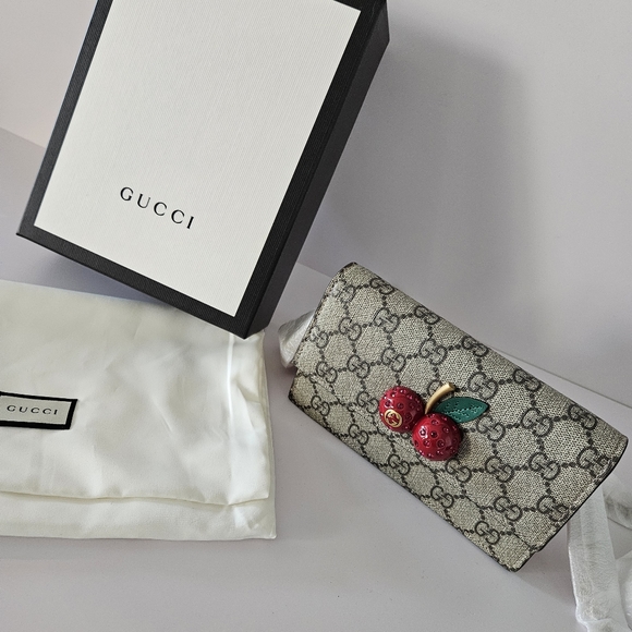 GG SUPREME MINI BAG WITH CHERRIES - NWT - Picture 10 of 16